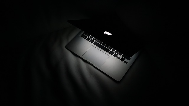 laptop-2573318_640 laptop